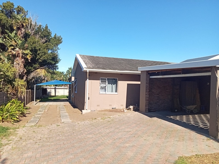 3 Bedroom Property for Sale in Beacon Bay Eastern Cape